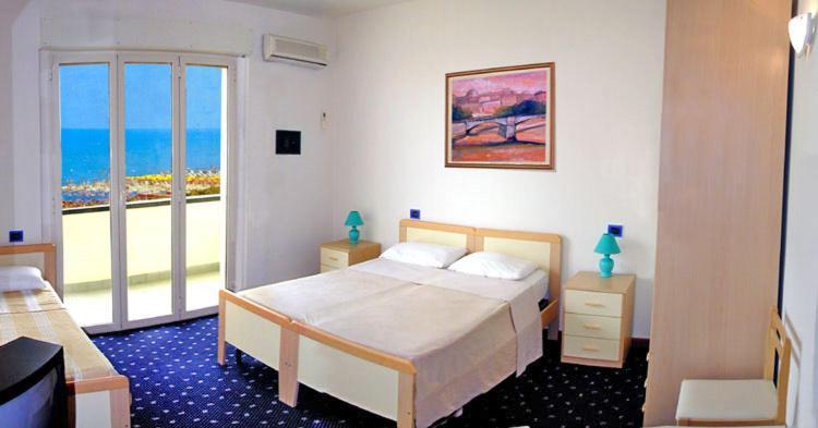 Medi Garden Hotel&Residence Alba Adriatica Exterior foto