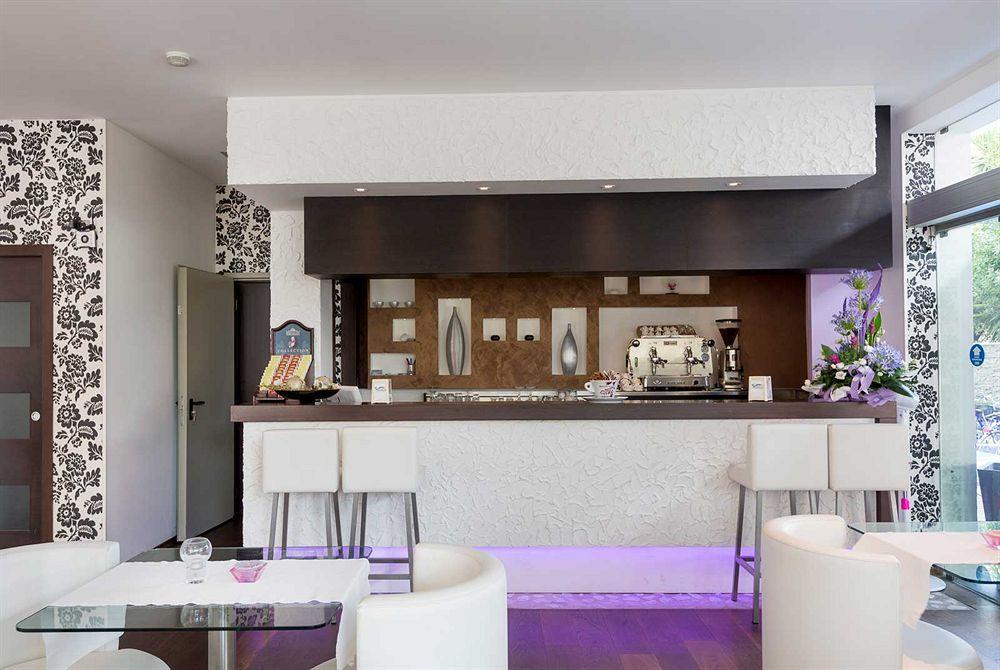 Medi Garden Hotel&Residence Alba Adriatica Exterior foto