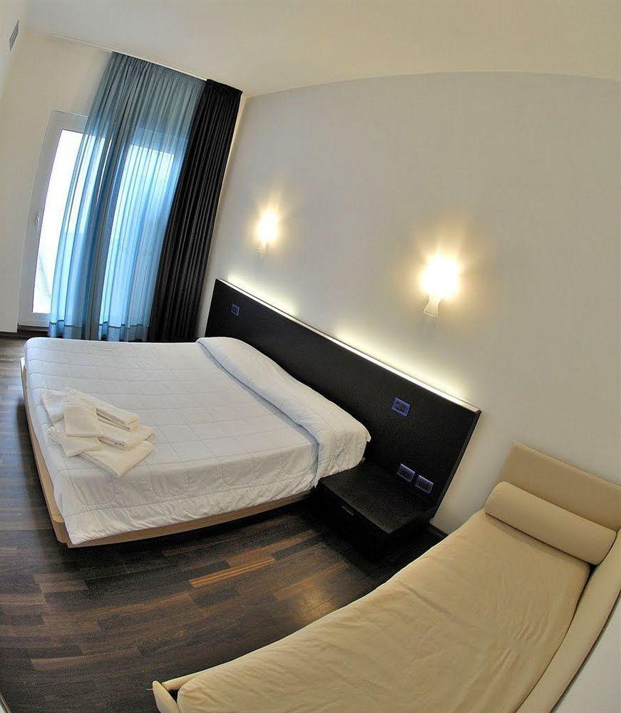 Medi Garden Hotel&Residence Alba Adriatica Exterior foto