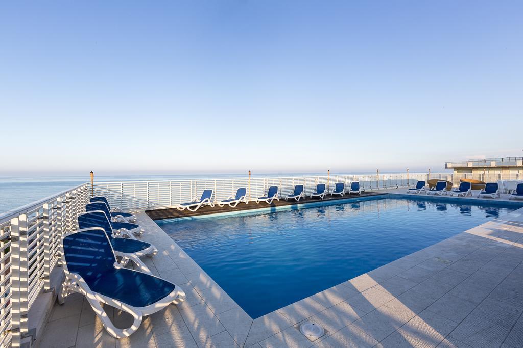 Medi Garden Hotel&Residence Alba Adriatica Exterior foto