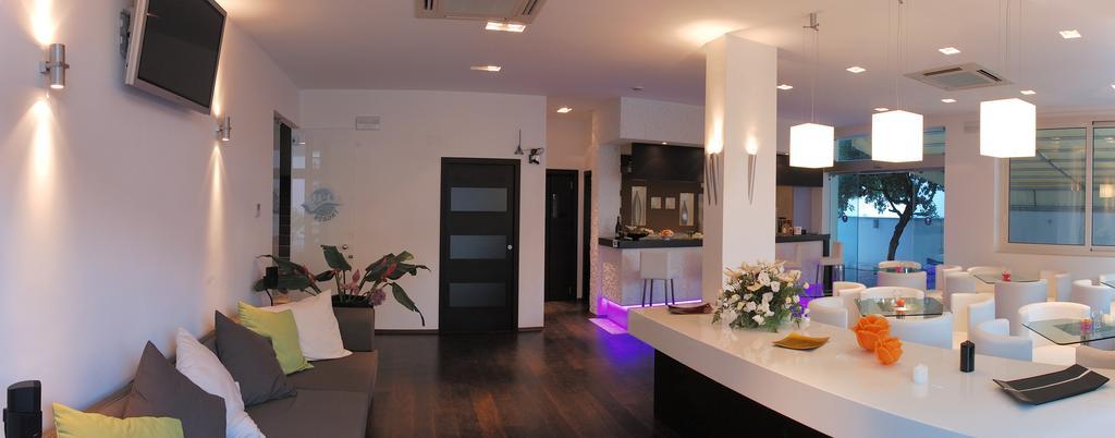 Medi Garden Hotel&Residence Alba Adriatica Exterior foto
